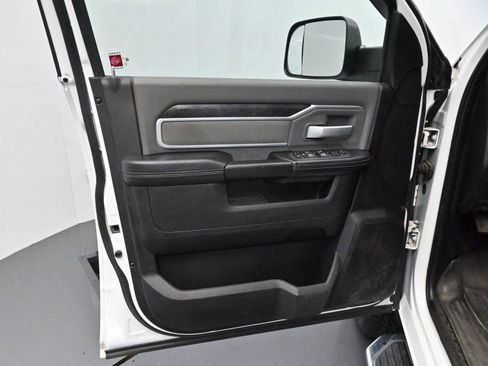 Used 2022 RAM 2500 Big Horn image 10