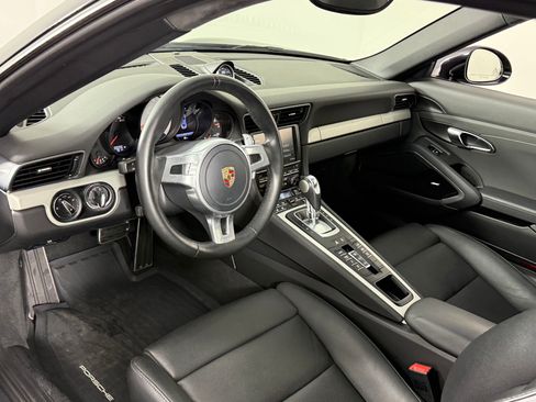 Used 2015 Porsche 911 Carrera S image 4