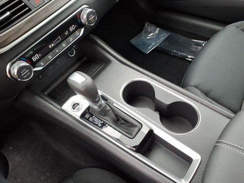 New 2025 Nissan Altima 2.5 SV w/ SV Special Edition Package image 9