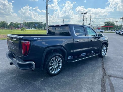 Used 2023 GMC Sierra 1500 SLT w/ SLT Convenience Package AWD/4WD image 36