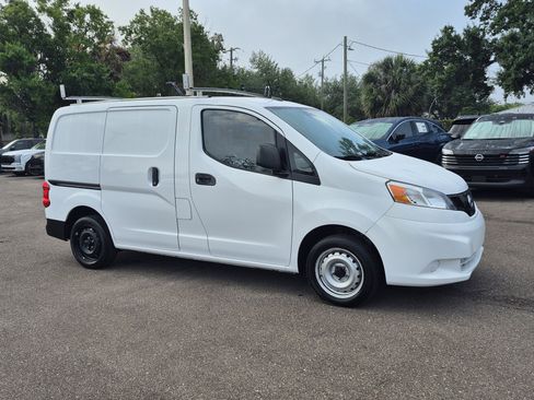 Used 2021 Nissan NV200 S FWD image 8