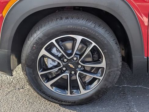 New 2026 Chevrolet TrailBlazer LT w/ Convenience Package FWD image 11