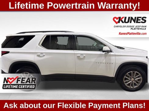 Used 2023 Chevrolet Traverse LT image 12