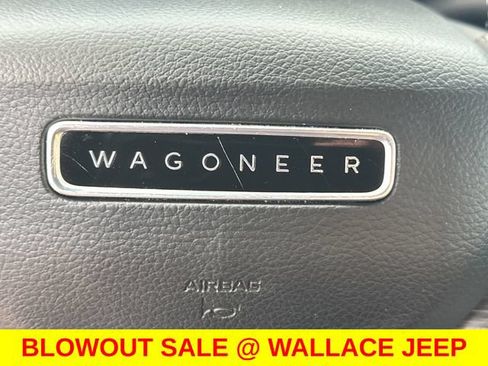 Certified 2024 Jeep Wagoneer Series II w/ Flexible Seating Group AWD/4WD image 26