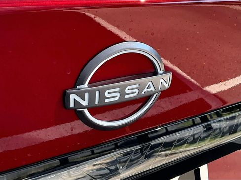New 2026 Nissan Sentra SV w/ SV Convenience Package FWD image 15