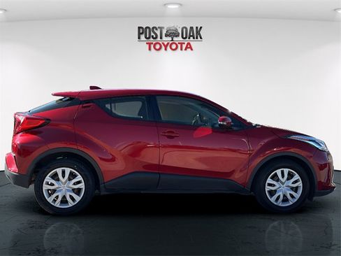 Used 2020 Toyota C-HR LE image 8