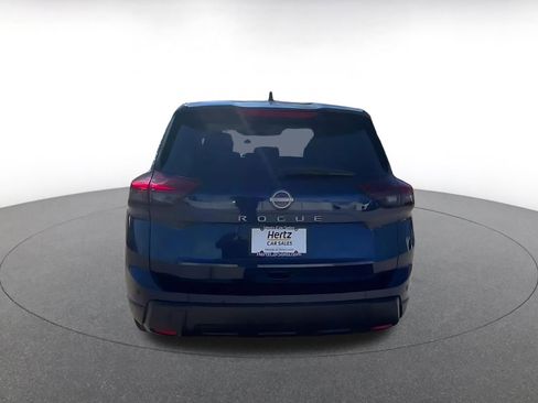 Used 2025 Nissan Rogue SV image 12