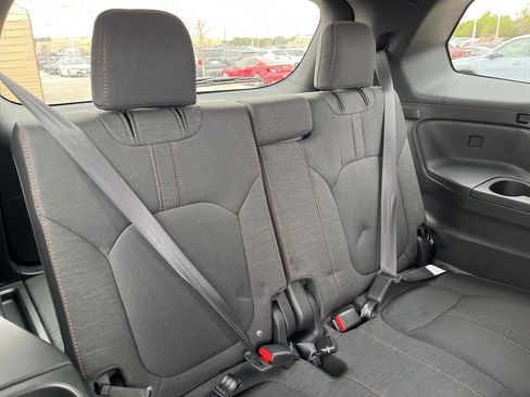 Certified 2025 Honda Pilot Sport image 27