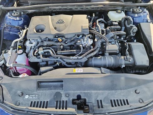 Used 2025 Toyota Camry LE image 28