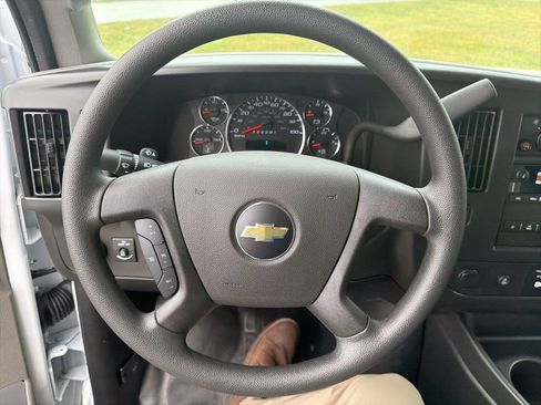 New 2025 Chevrolet Express 3500 w/ Driver Convenience Package image 16