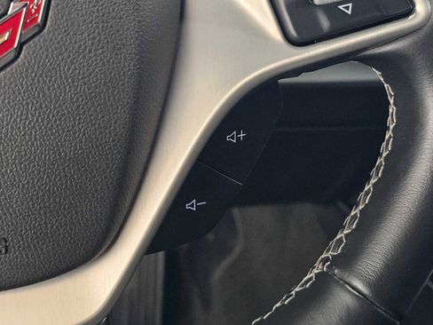 Used 2016 Chevrolet Corvette Z06 w/ 3LZ Preferred Equipment Group image 28