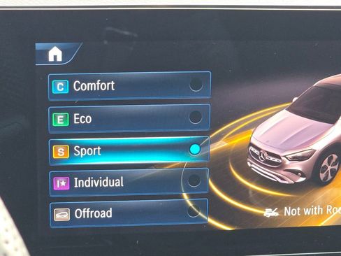 Certified 2026 Mercedes-Benz GLA 250 4MATIC image 33