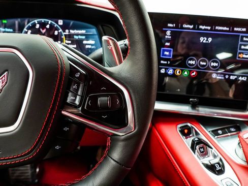 Used 2023 Chevrolet Corvette Stingray Premium Conv w/ Z51 Performance Package image 35