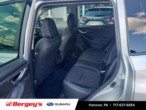 Certified 2023 Subaru Forester Premium AWD/4WD image 10
