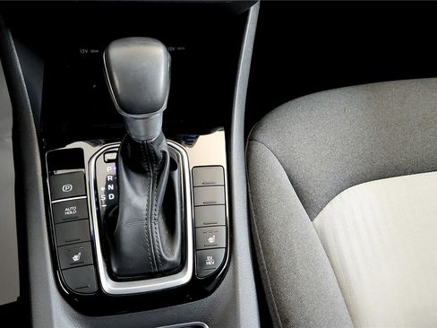 Used 2020 Hyundai Ioniq SEL image 28