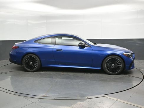 Used 2024 Mercedes-Benz CLE 300 4MATIC Coupe image 5