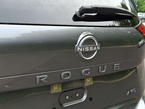 Certified 2026 Nissan Rogue SV w/ SV Premium Package AWD/4WD image 30