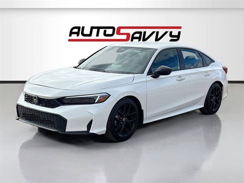 Used 2025 Honda Civic Sport image 3