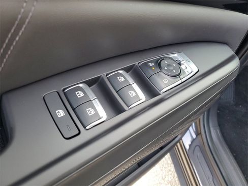 New 2026 Kia Carnival SX Prestige image 9