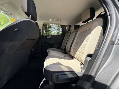 Used 2021 Ford Escape SE w/ Convenience Package FWD image 23