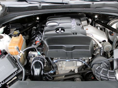 Used 2015 Cadillac ATS Luxury w/ Sun And Sound Package image 22