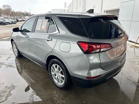 Used 2023 Chevrolet Equinox LT image 9