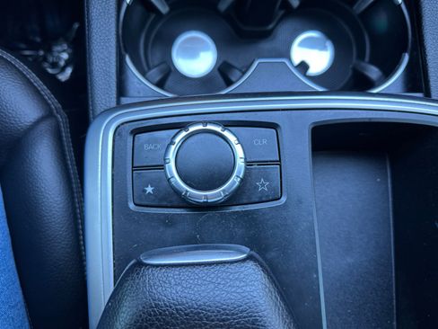 Used 2015 Mercedes-Benz ML 350 4MATIC image 35