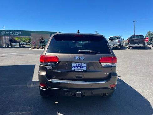 Used 2018 Jeep Grand Cherokee Limited w/ Luxury Group II RWD image 10