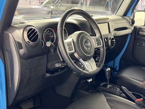 Used 2017 Jeep Wrangler Unlimited Sport image 16