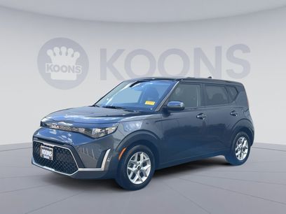 Used 2023 Kia Soul LX w/ LX Technology Package