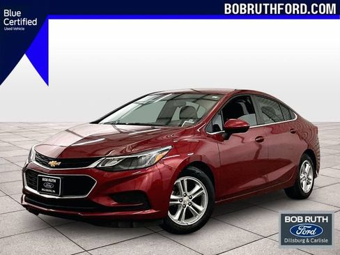 Used 2018 Chevrolet Cruze LT w/ Convenience Package FWD image 1
