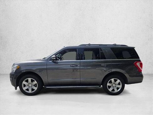 Certified 2021 Ford Expedition XLT RWD image 9