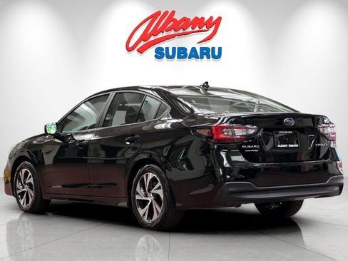 Used 2025 Subaru Legacy Premium AWD/4WD image 7