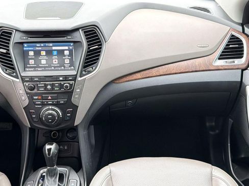 Used 2018 Hyundai Santa Fe Sport FWD image 28
