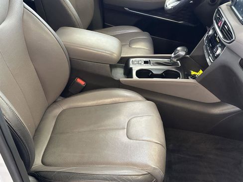 Used 2019 Hyundai Santa Fe Limited image 19