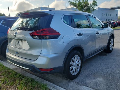 Certified 2020 Nissan Rogue S FWD image 3