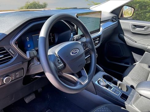 New 2026 Ford Escape Active w/ Tech Pack #1 FWD image 6