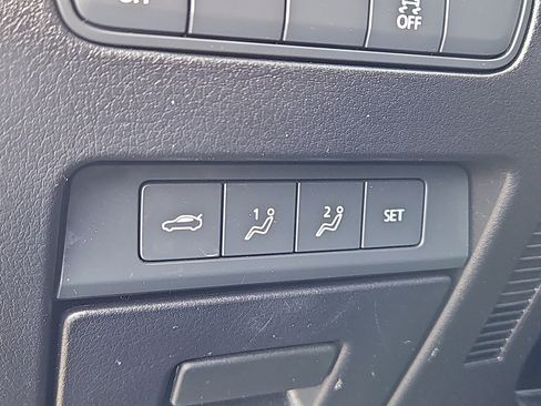 Used 2021 MAZDA MAZDA3 s image 11