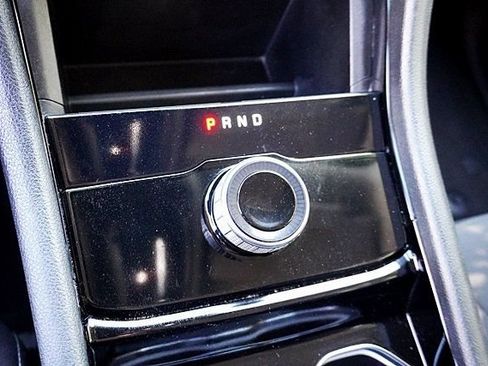 Used 2023 Jeep Grand Cherokee Laredo RWD image 30