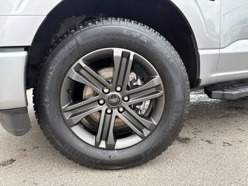 Used 2022 Ford F150 Lariat w/ Equipment Group 502A High AWD/4WD image 10
