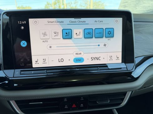 New 2026 Volkswagen Atlas SE image 22