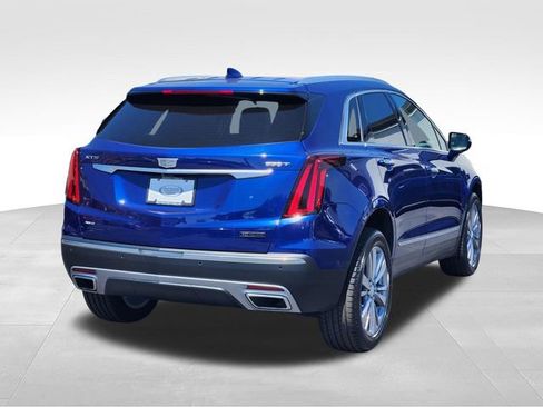 Certified 2024 Cadillac XT5 Premium Luxury w/ Technology Package AWD/4WD image 5