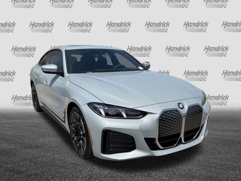 New 2026 BMW i4 eDrive40 w/ M Sport Package RWD image 2