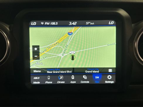 Used 2022 Jeep Wrangler Unlimited Sahara image 29