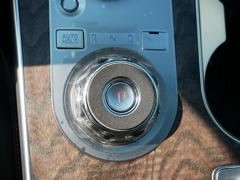 New 2025 Genesis GV80 3.5T Prestige image 9