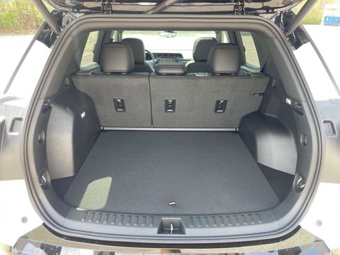 New 2026 GMC Terrain AT4 w/ Convenience Package III AWD/4WD image 16