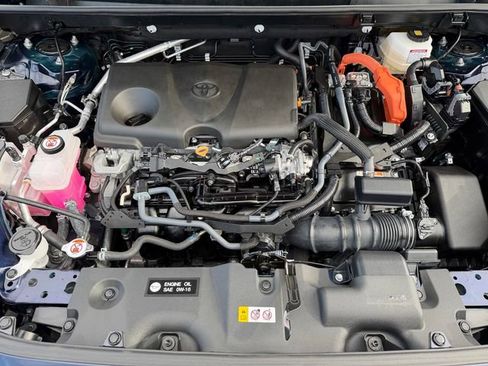 Certified 2024 Toyota Tacoma SR image 42