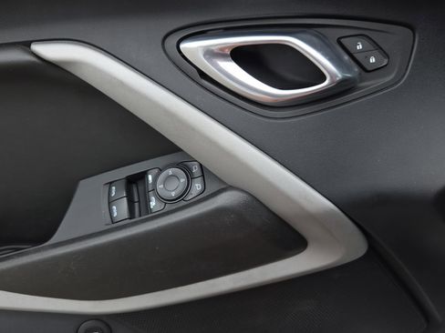 Certified 2022 Chevrolet Camaro LT RWD image 27