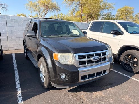Used 2011 Ford Escape Limited w/ 301A Rapid Spec Order Code FWD image 4
