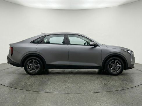Used 2025 Kia K4 FWD image 9